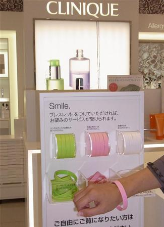 声をかけない接客